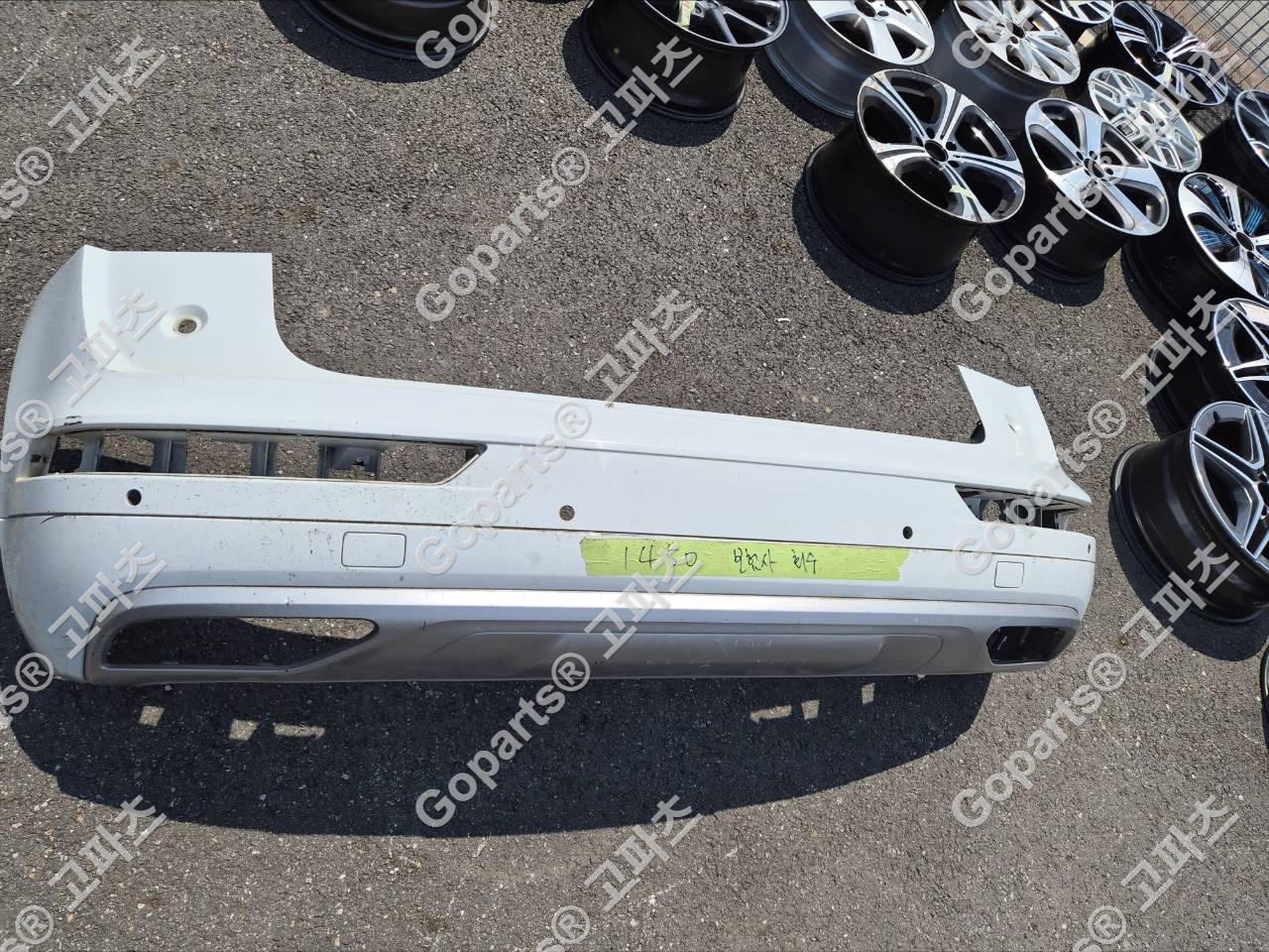 아우디 Q5 80A 뒷범퍼 80A807067 200,000원 중고