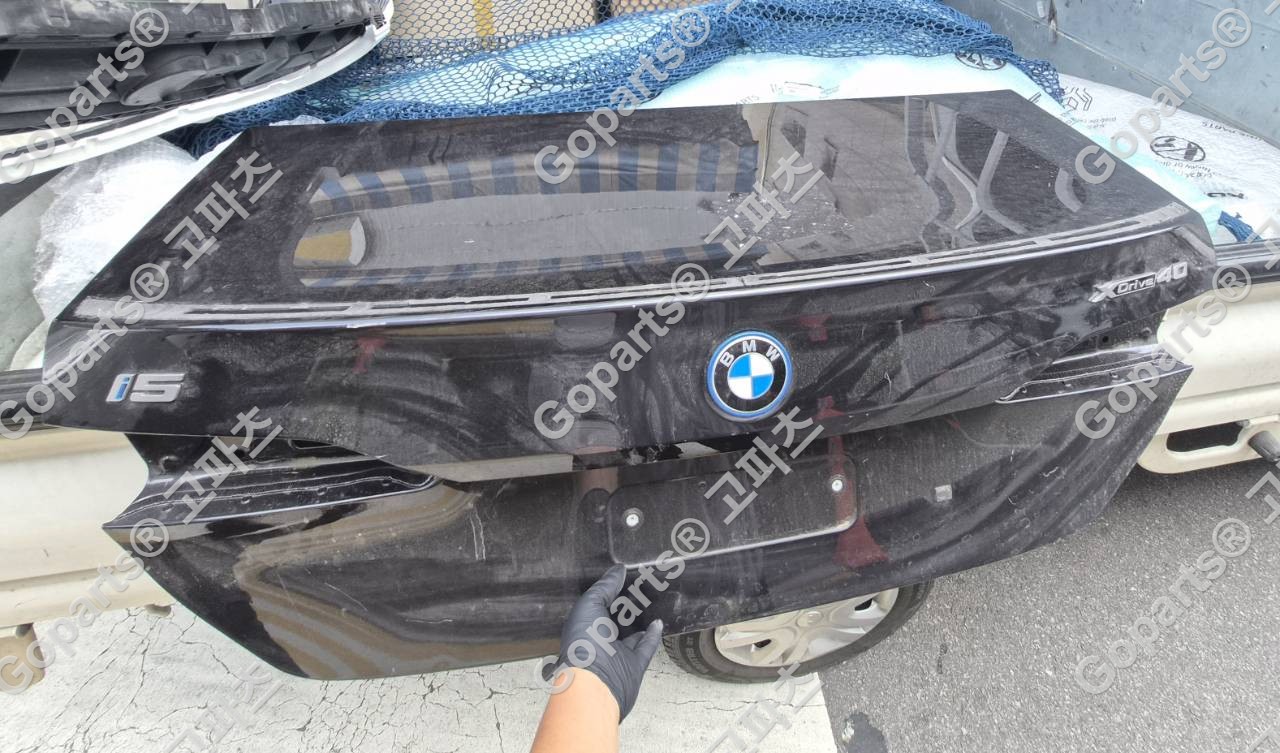 BMW G60 5시리즈 트렁크 테일게이트 41629626986 상세사진 2