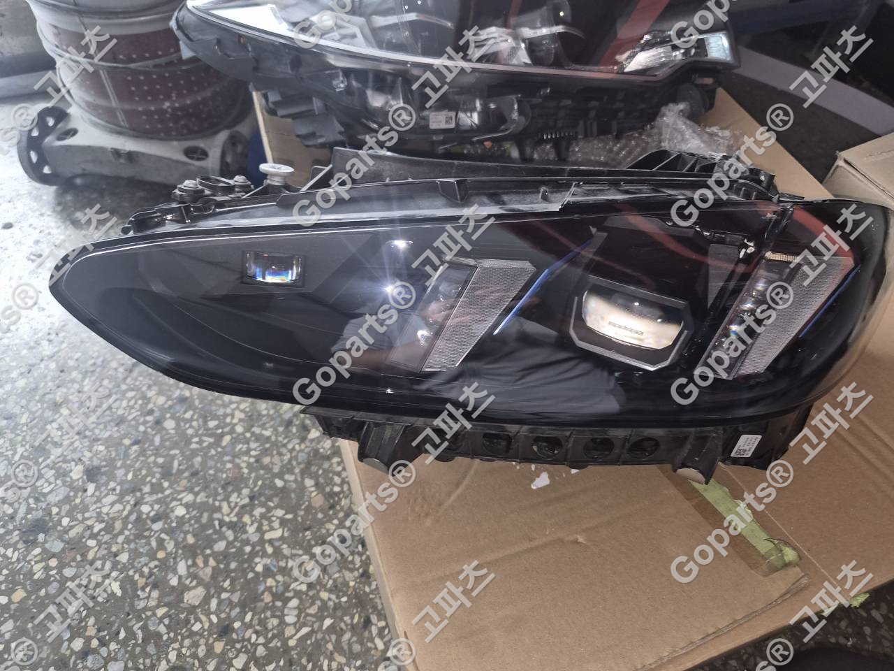 BMW 4시리즈 M4 G22 G23 G26 G82 G83 운전석 LED 헤드라이트 5A3B313 중고 650,000원