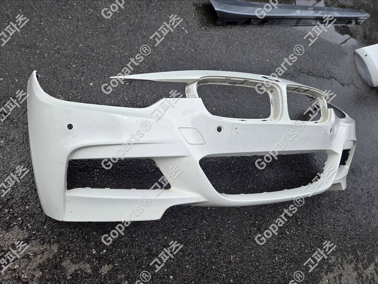 BMW 3시리즈 F30 전 앞범퍼 사진 3