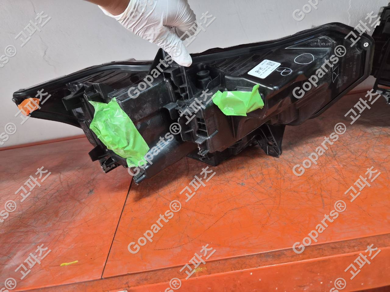 포드 머스탱 7세대 전기형 운전석 헤드라이트 사진 3