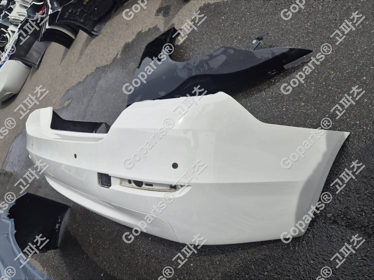 BMW 5시리즈 F10 후기형 후 뒷범퍼 사진 3
