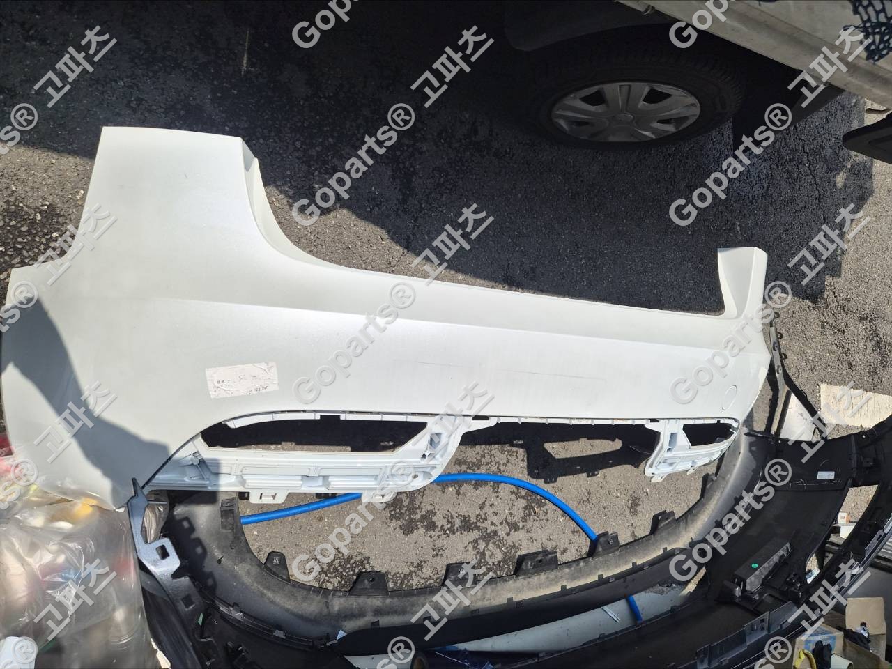테슬라 모델3 하이랜드 후 뒷범퍼 중고