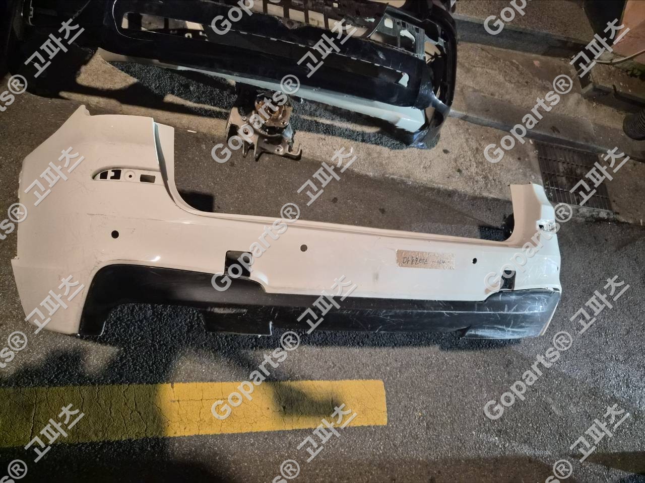 BMW X3 F25 후기형 후 뒷범퍼 하단스포일러 중고
