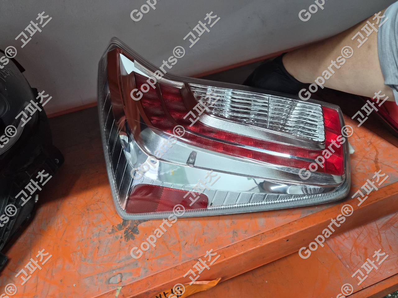 토요타 프리우스 XW30 ZVW30 전기형 운전석 후미등 테일램프 데루등 사진 3